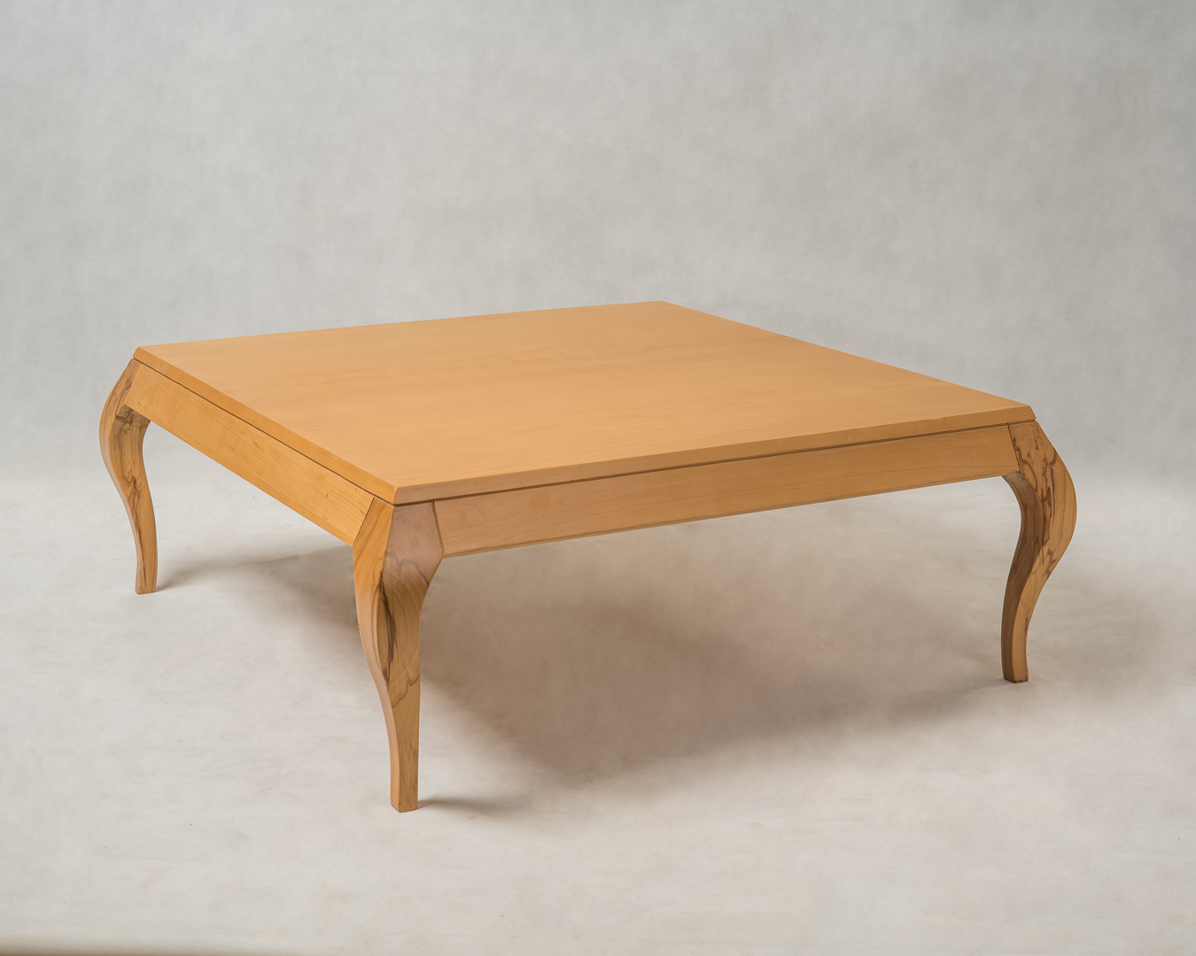 میز وسط آرش - نمای اصلی